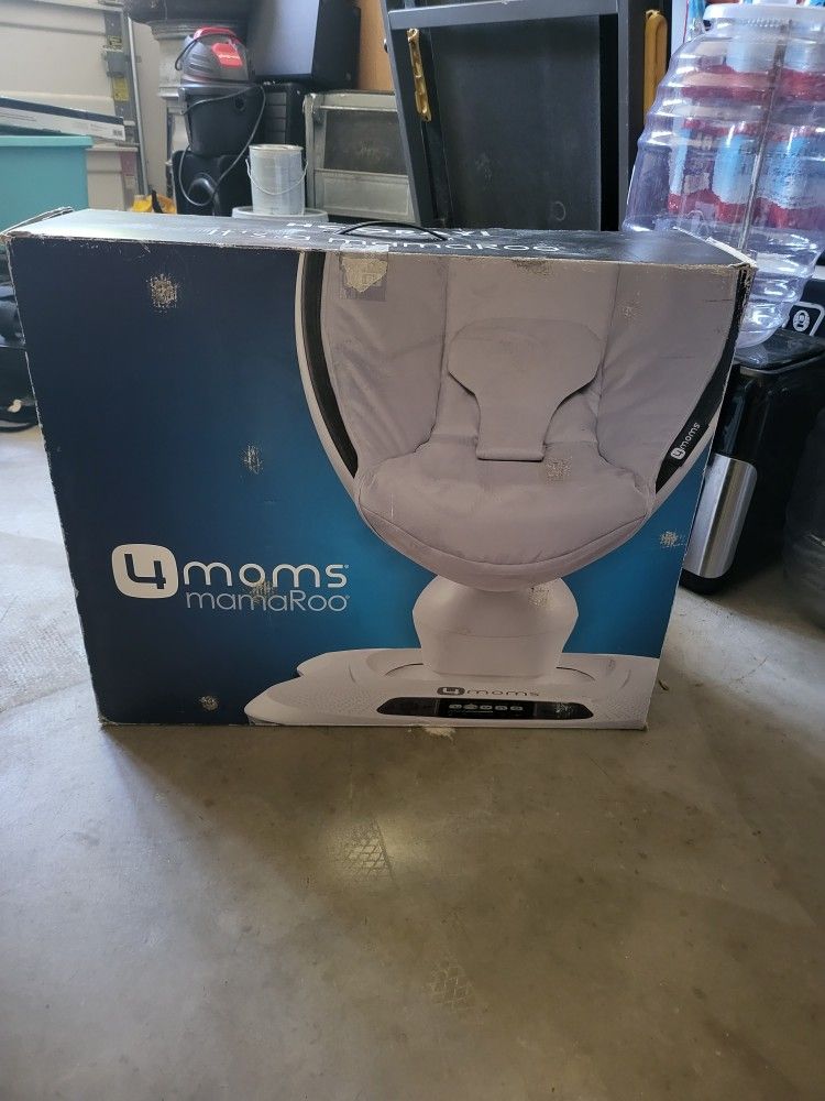 4 Moms MamaRoo