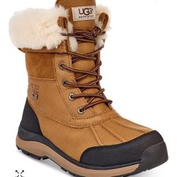 Snow boots UGG