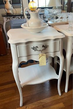 1 white French provincial nightstand