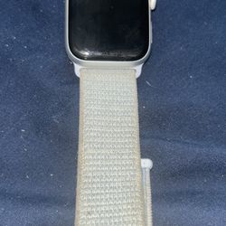 Apple Watch SE