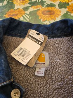 New Carhartt jacket for men XL