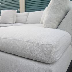 FREE DELIVERY!!! Z Gallerie "Catalina" White Sectional Couch ($3.3K+ Retail...70% OFF!!!)