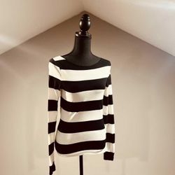 Small Striped Long Sleeve Top