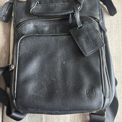 Allen Edmonds Men’s Leather Backpack -preowned 