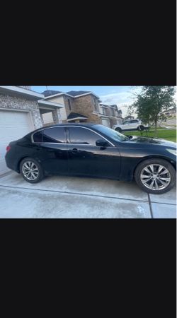 Infniti 2012 G37