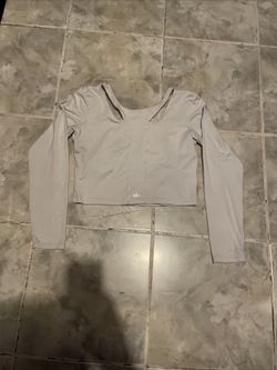Alo Yoga White Long Sleeve Cutout Crop Top SZ L Built- In Bra