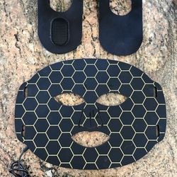 LED Light Therapy Face Mask – 7 Color Modes, Rechargeable – Like New
