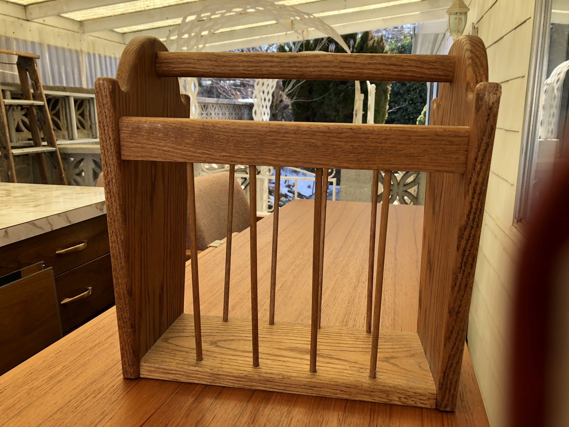 Wooden Sturdy Magazine Rack