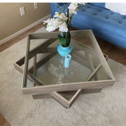 Japan’s  Award Winning Contemporary Coffee Table