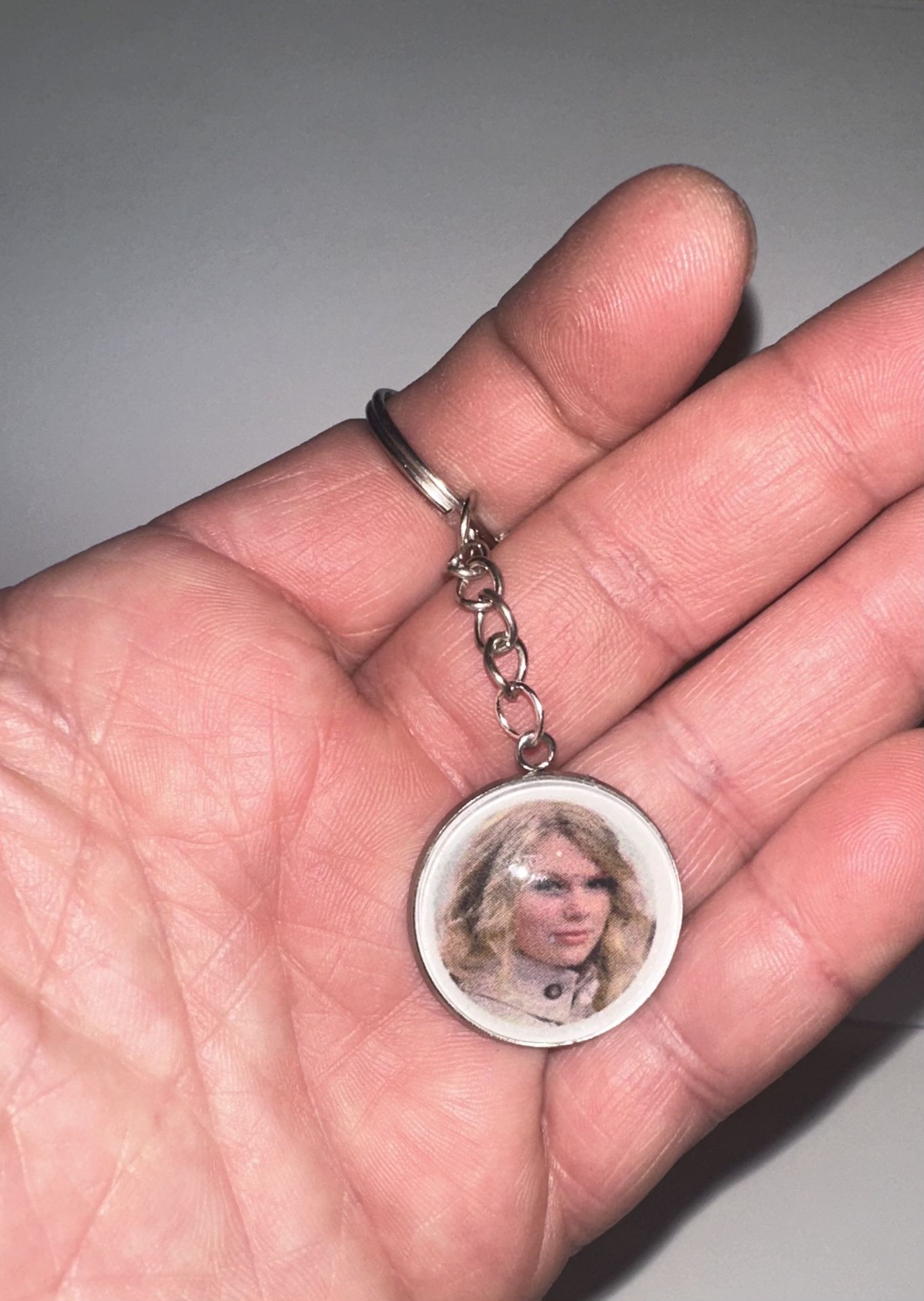 Taylor Swift Cabochan Keychain 