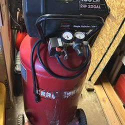 CRAFTSMAN 33-Gallon Portable Electric 150 PSI Vertical Air Compressor