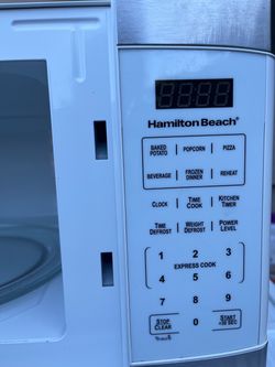 Countertop microwave 1500 watts 1.2 cu ft (in Des Moines) Hamilton Beach white