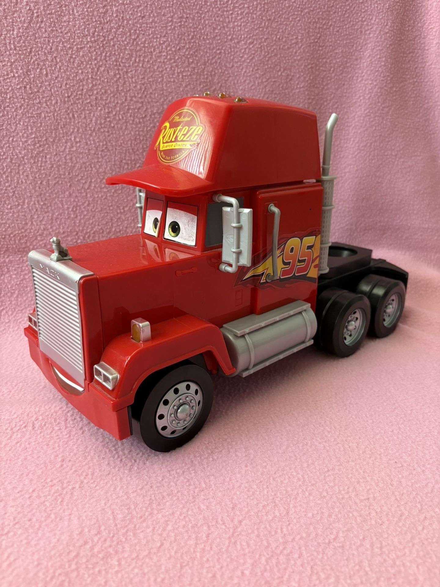 Mack Truck
