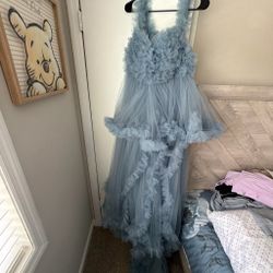 maternity dress