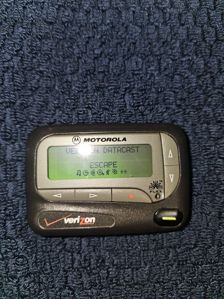 Vintage Motorola Verizon 1990s pager