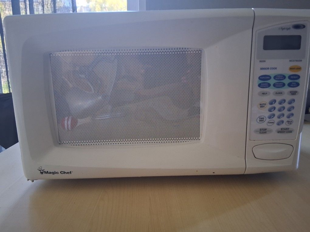 Magic Chef Microwave