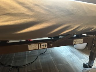 Hospital bed .. Electric  Thumbnail