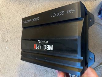 Car amplifier mquart 2000 watts with remote $135 Dlls