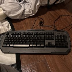 computer Keyboard (light Up)