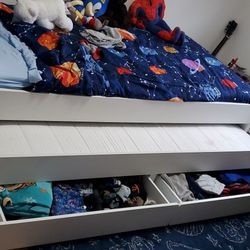 Twin Size IKEA pull Out Bed