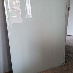 Magnetic glass whiteboard (47" x 36")