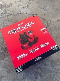 Milwaukee M18 FUEL 155 MPH 650 CFM 18-Volt Lithium-Ion Brushless Cordless Dual Battery Backpack Blower (Tool Only) $259 New