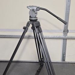 Libec T-57 Tipod And Spreader With H35 Fluid Head 