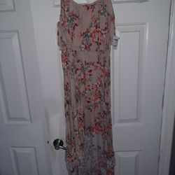 NWT Size Medium Dress