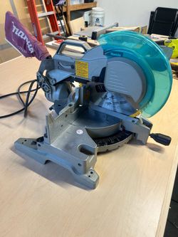 Makita LS1221 12" Compound Miter Saw
