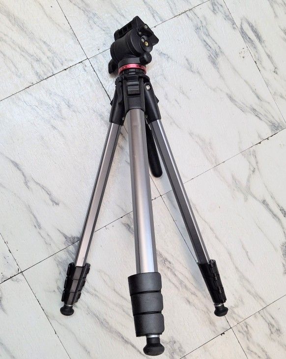 Ajustable Camera Stand 