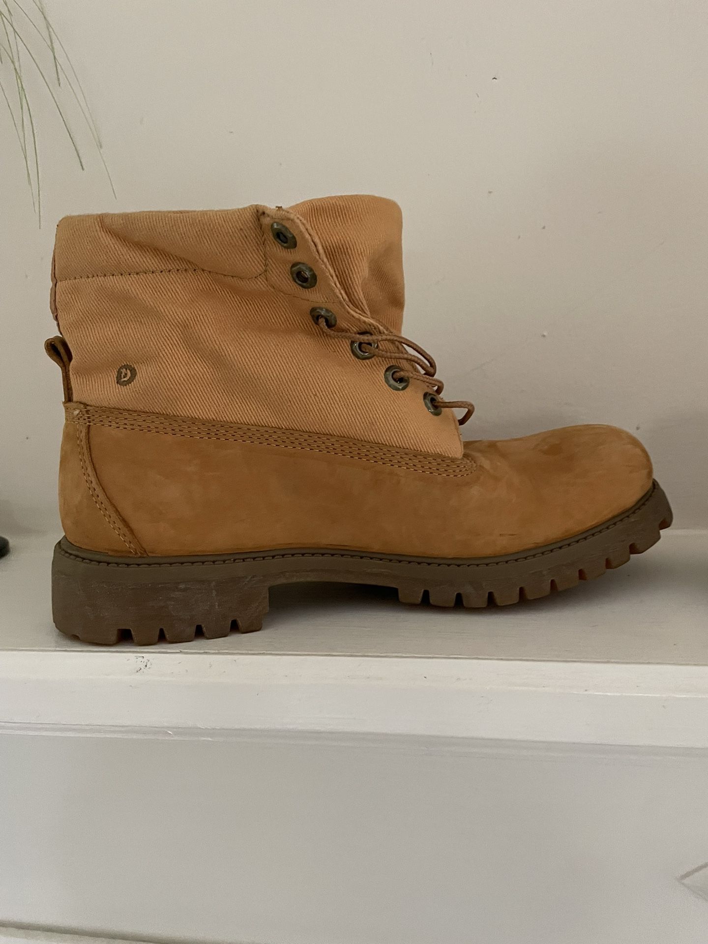 Timberland  Boots 9M