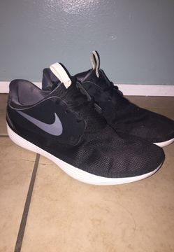 Nike solar soft