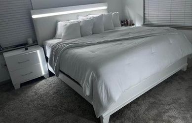 White Bedroom Set