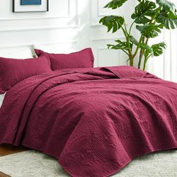 Love's cabin Cal King Burgundy Quilt Set 3 Piece Coin Pattern