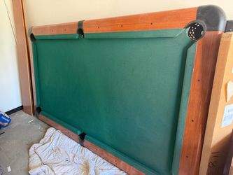 Pool table