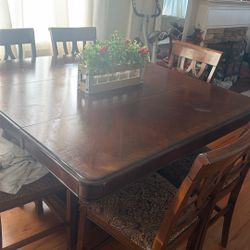 Dinning Table