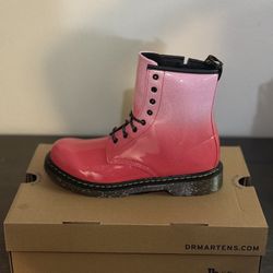 Dr. Martens- Boots