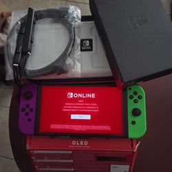 Nintendo Switch Oled With Mario Kart 8 Installed