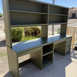 8ft Solid Wood Desk With Hutch
