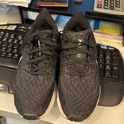 8.5 Women Nike