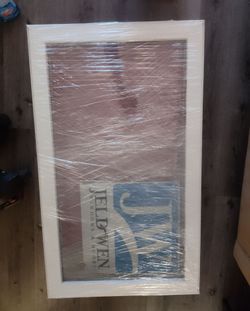 NEW JELD-WEN Vinyl Picture Window 32x19 - Brand New In Wrap!