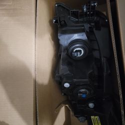 Honda Ridgeline Headlight Driver Side