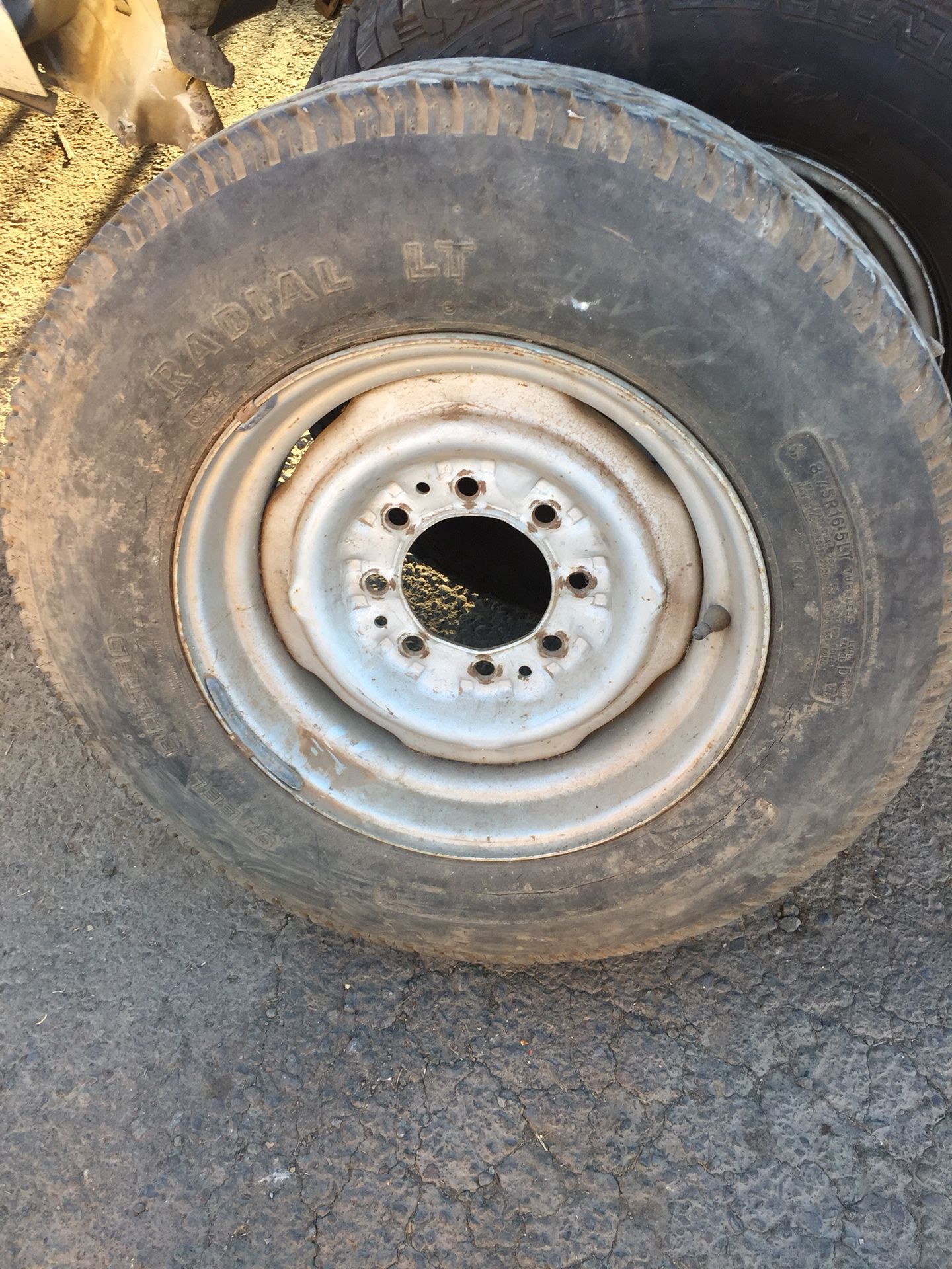 16.5” trailer wheel tire