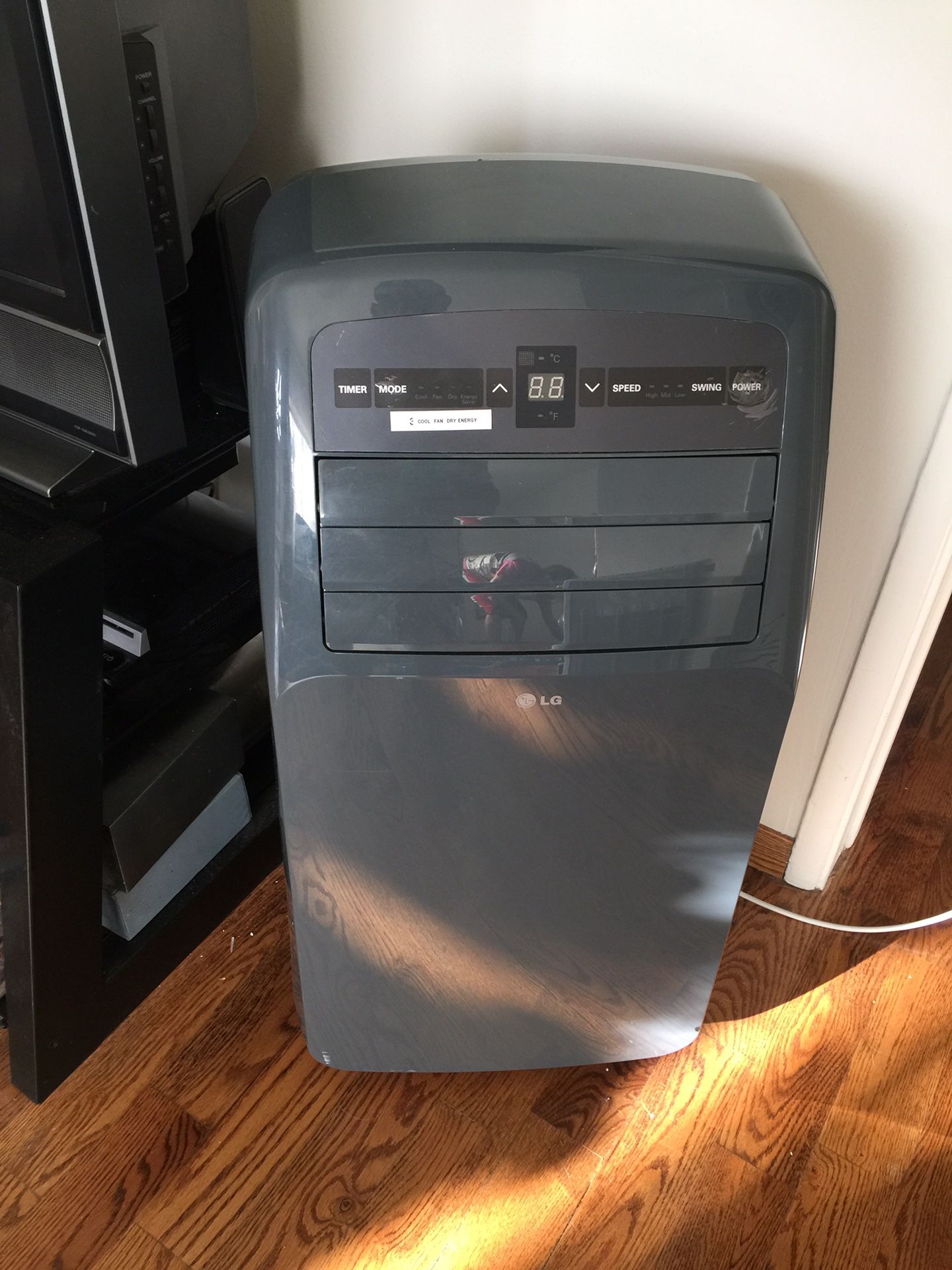 LG portable air conditioner 12000 BTU model LP1215GXR for Sale in San