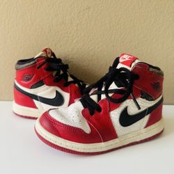 Air Jordan 1 Retro High OG “Chicago Lost & Found”