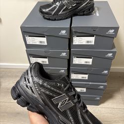 New Balance 1906R Black Silver