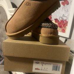 Uggs Size 7w