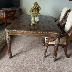 Dining Room Set   Now 500 Everything Needs To Go Moving Out Of State