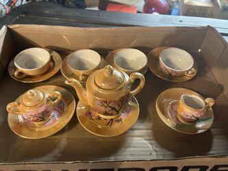 Carue’s Tea Set From Grammar
