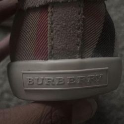 Burberry Tennis Shoes